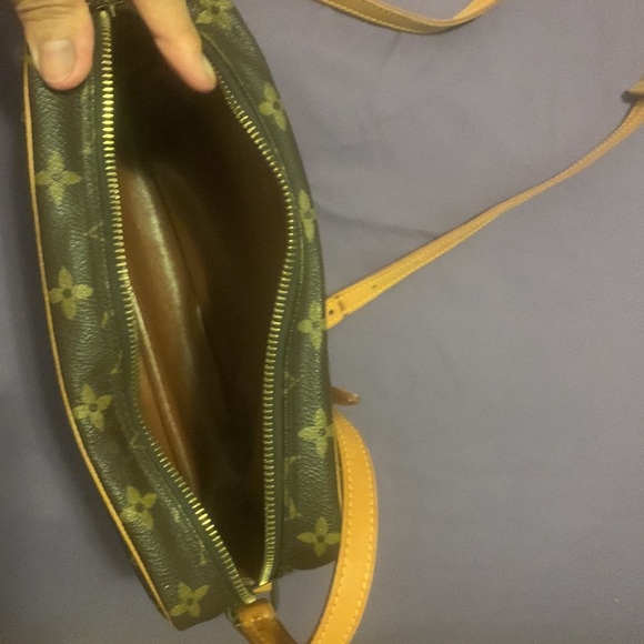 Authentic LV Trocadero 24 - Picture 4 of 6